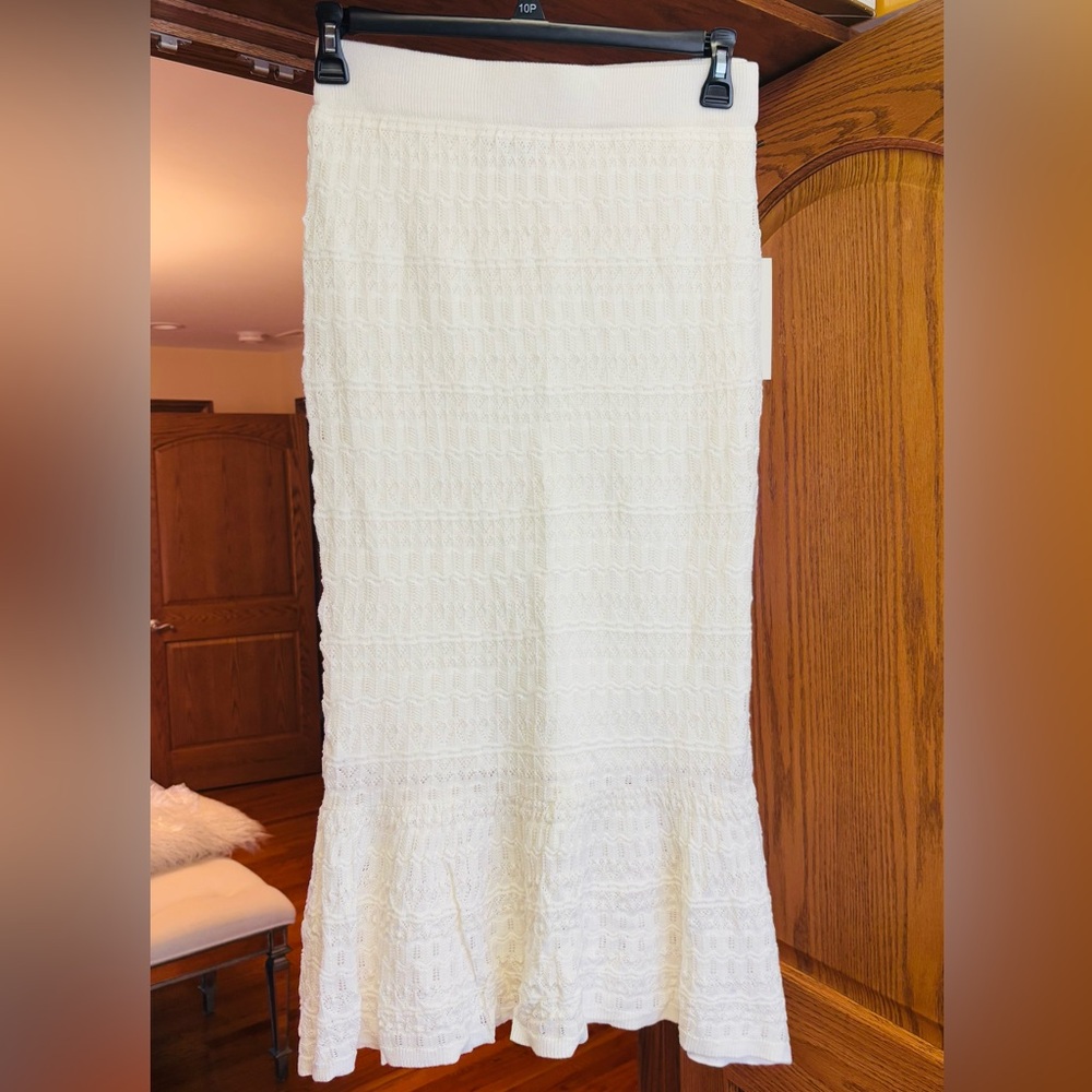 Rachel Zoe Boutique Knit Skirt – NWT – Contour Fit, Pleated – Size M